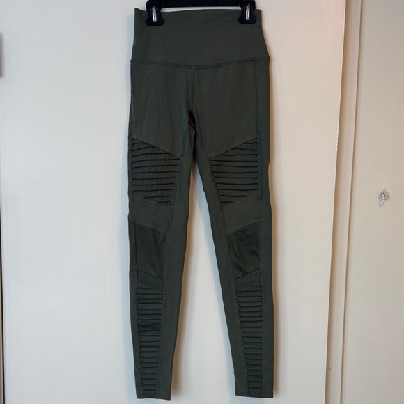 ALO Yoga Pants - ALO Yoga Olive Green Leggings